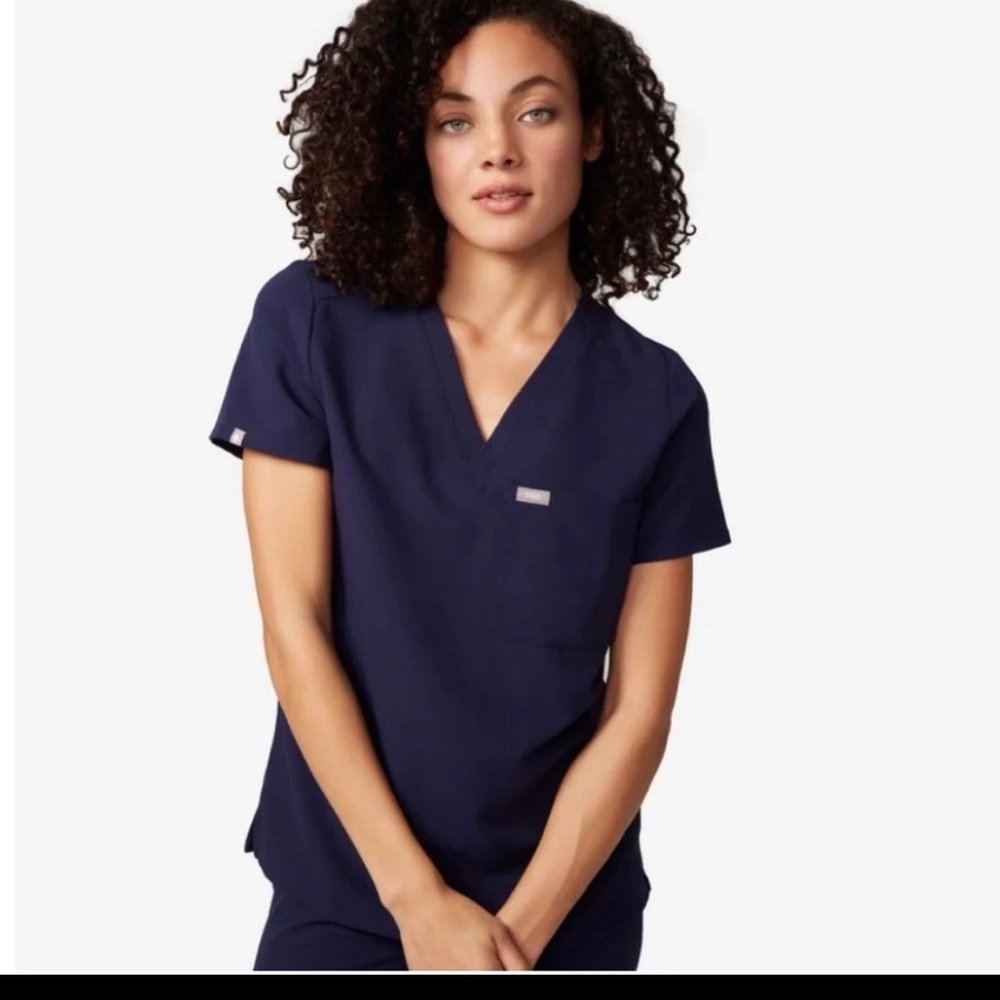 Figs Catarina Top Size Small Navy